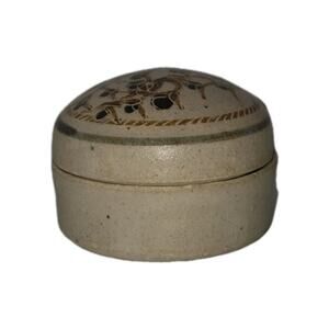 Small Ceramic Round Trinket Box with Lid, Beige Floral Ring Dish 3" Vintage